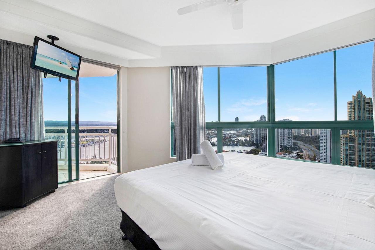 Crown Towers Luxury 3 Bedroom - Coasthm Gold Coast