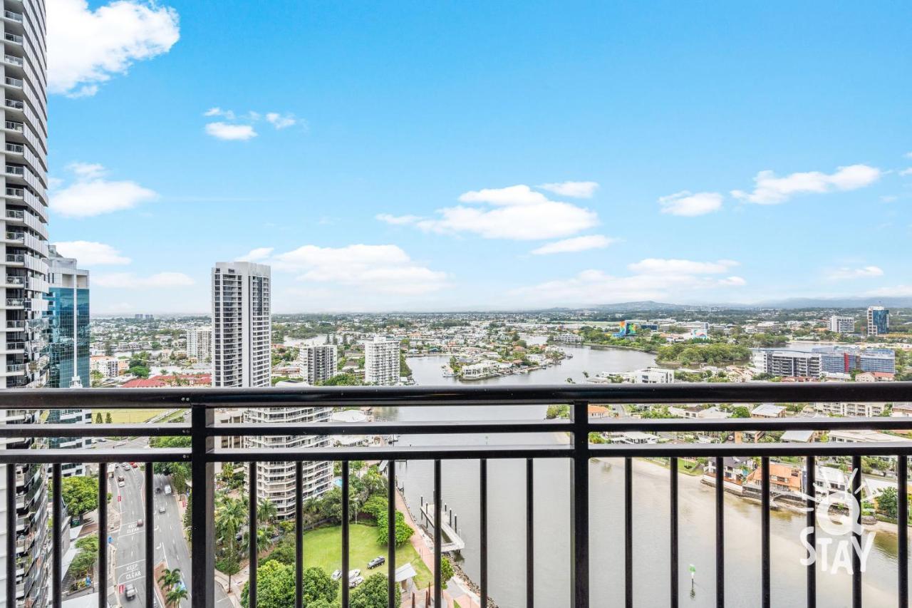 Chevron Renaissance - 2 Bedroom 2 Bathroom In The Centre Of Surfers Paradise!! * Gold Coast