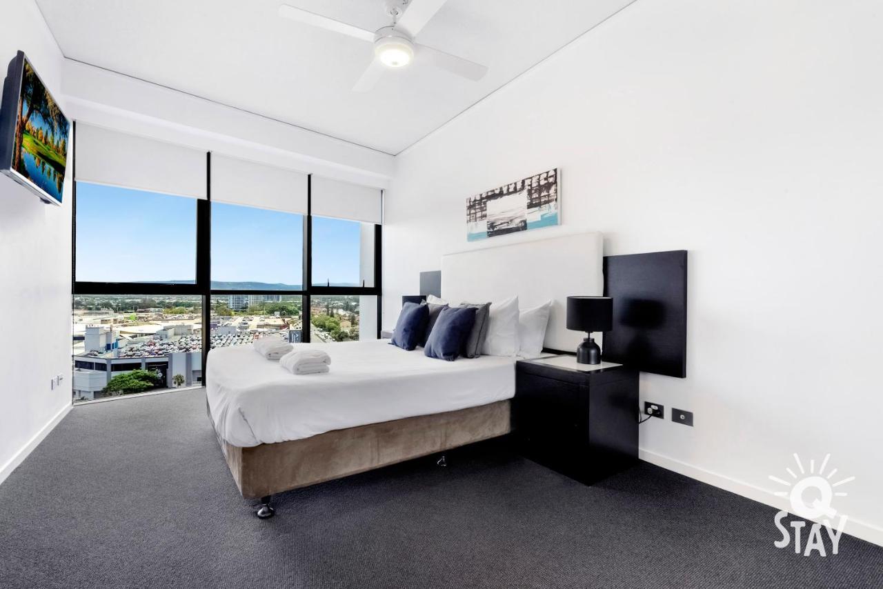 Sierra Grand Broadbeach 2 Bedroom - Qstay Apartment