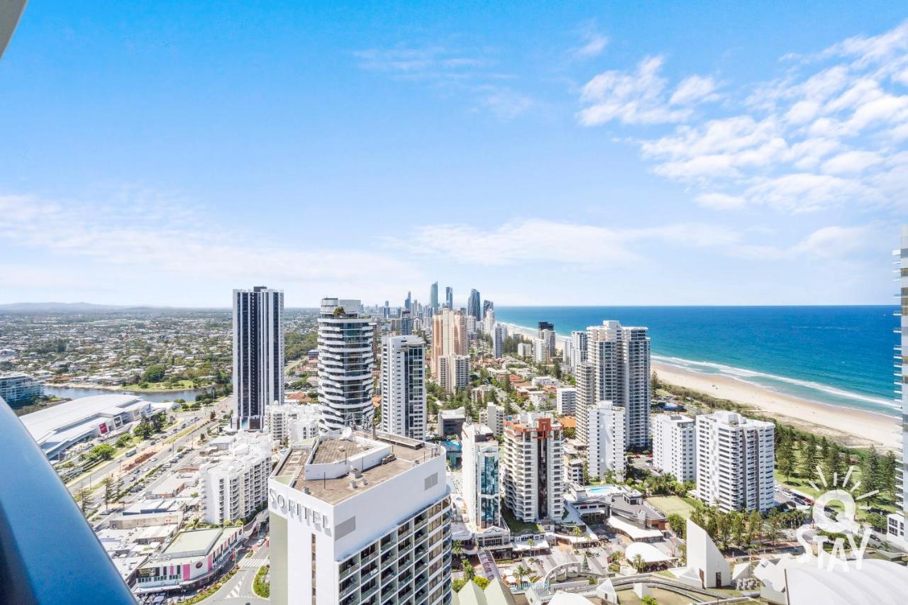 Oracle Broadbeach - 4 Bedroom Sub Penthouse Ocean View - Qstay Gold Coast
