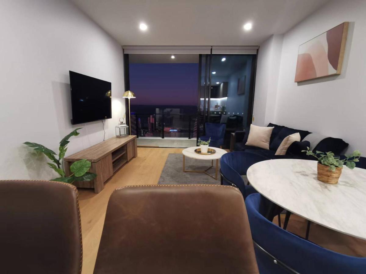 Luxurious 2 Bedroom In Broadbeach Casino High Floor Ocean View - Gc42 Apartamento *