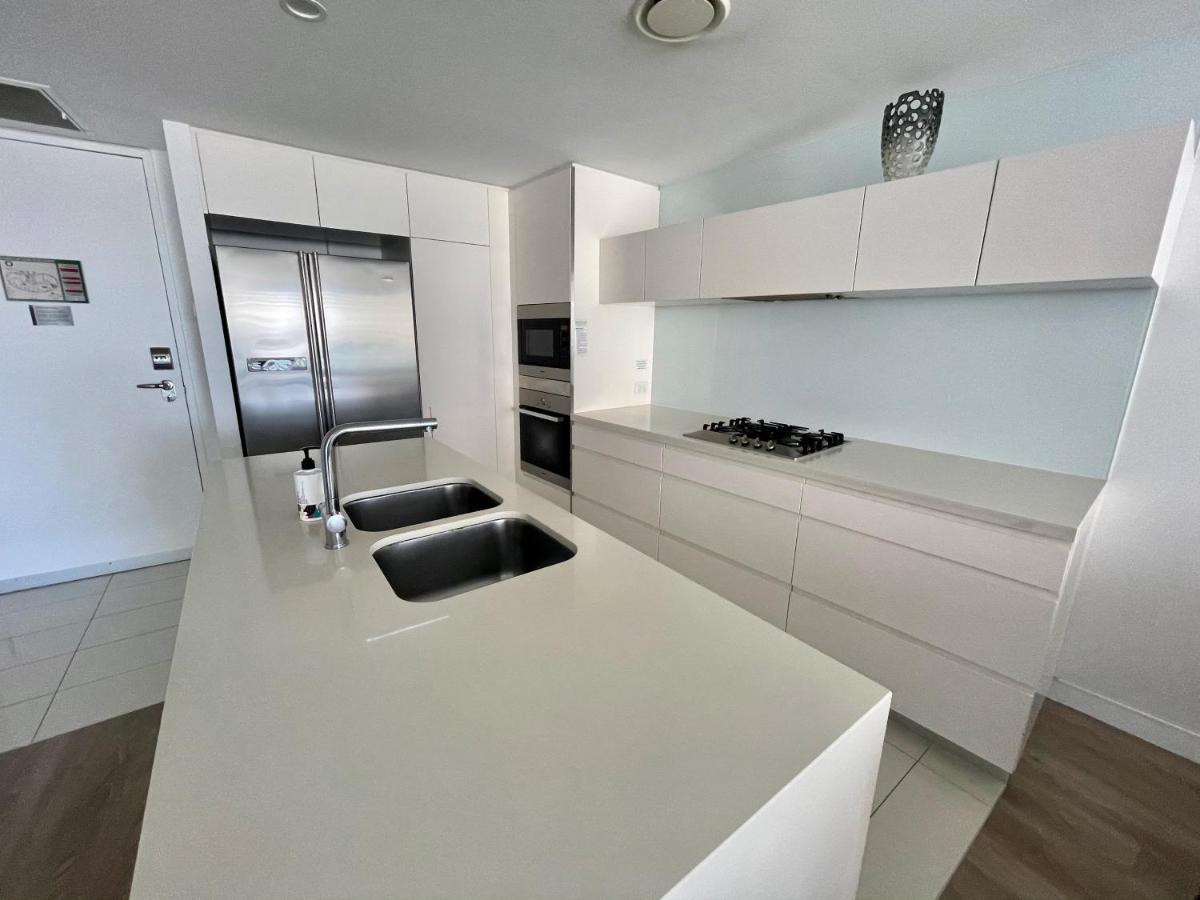 Oracle 1403 Gold Coast