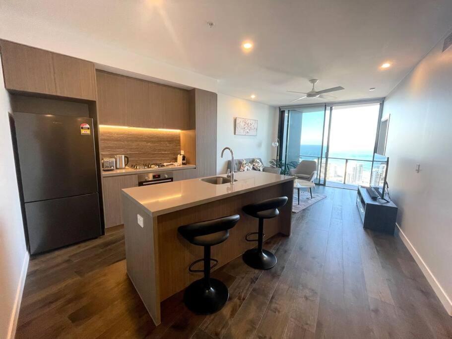 Luxury Oceanview 2beds Serviced Apt 47f Apartment
