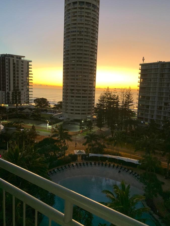 Apartment Crown Towers