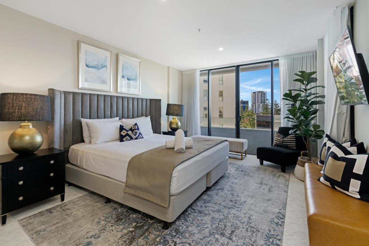 Aria Aparthotel
