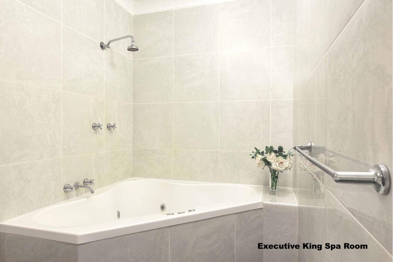 Mt Tamborine Stonehaven Manor 4* Gold Coast