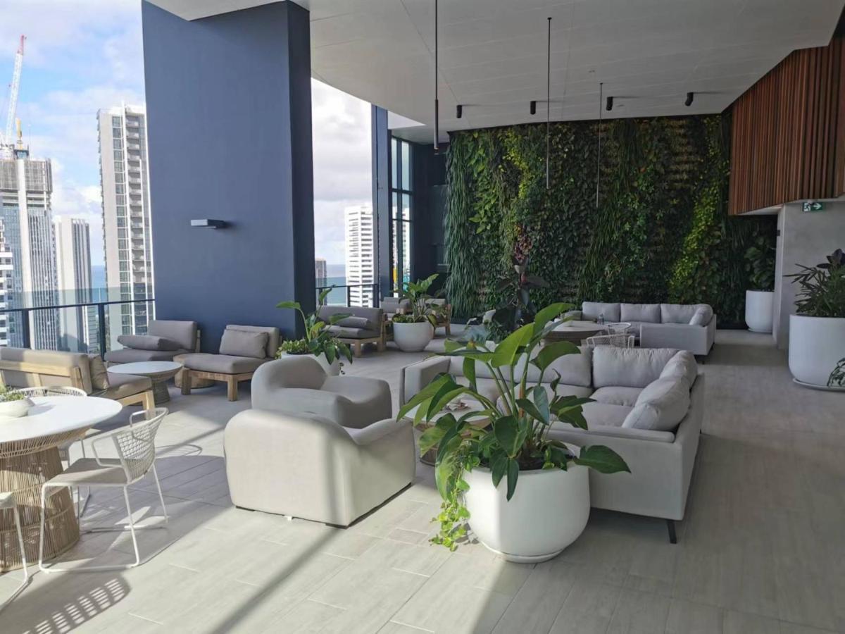 2 Bedroom Luxurious Family Next To Pacific Fair - Broadbeach Gc22 Gold Coast