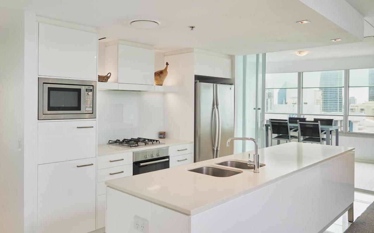 Serain Residences On 9 Hamilton Avenue *