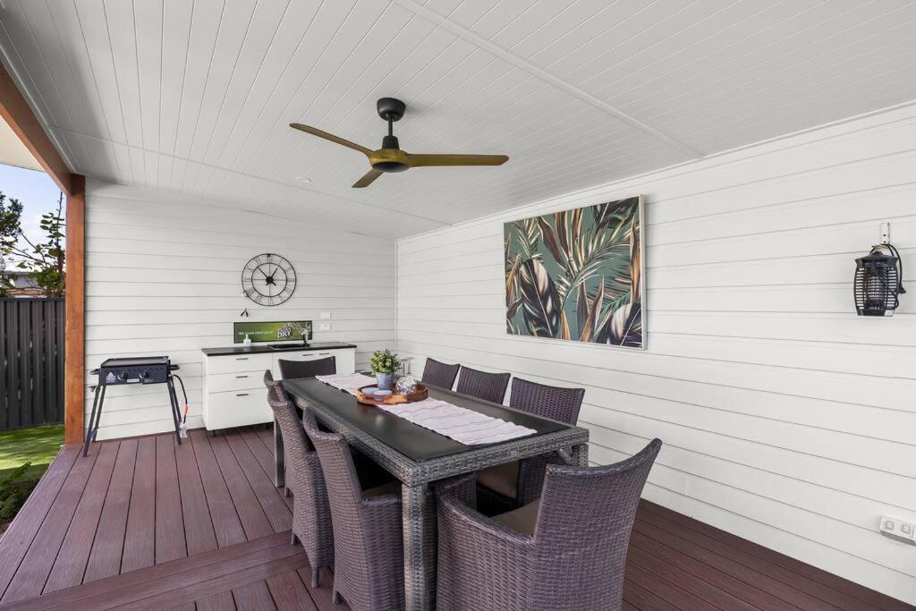 Holiday home Ultra Modern & Relaxing Inner 4bed House - With A Private Pool - 10mins Walk To *