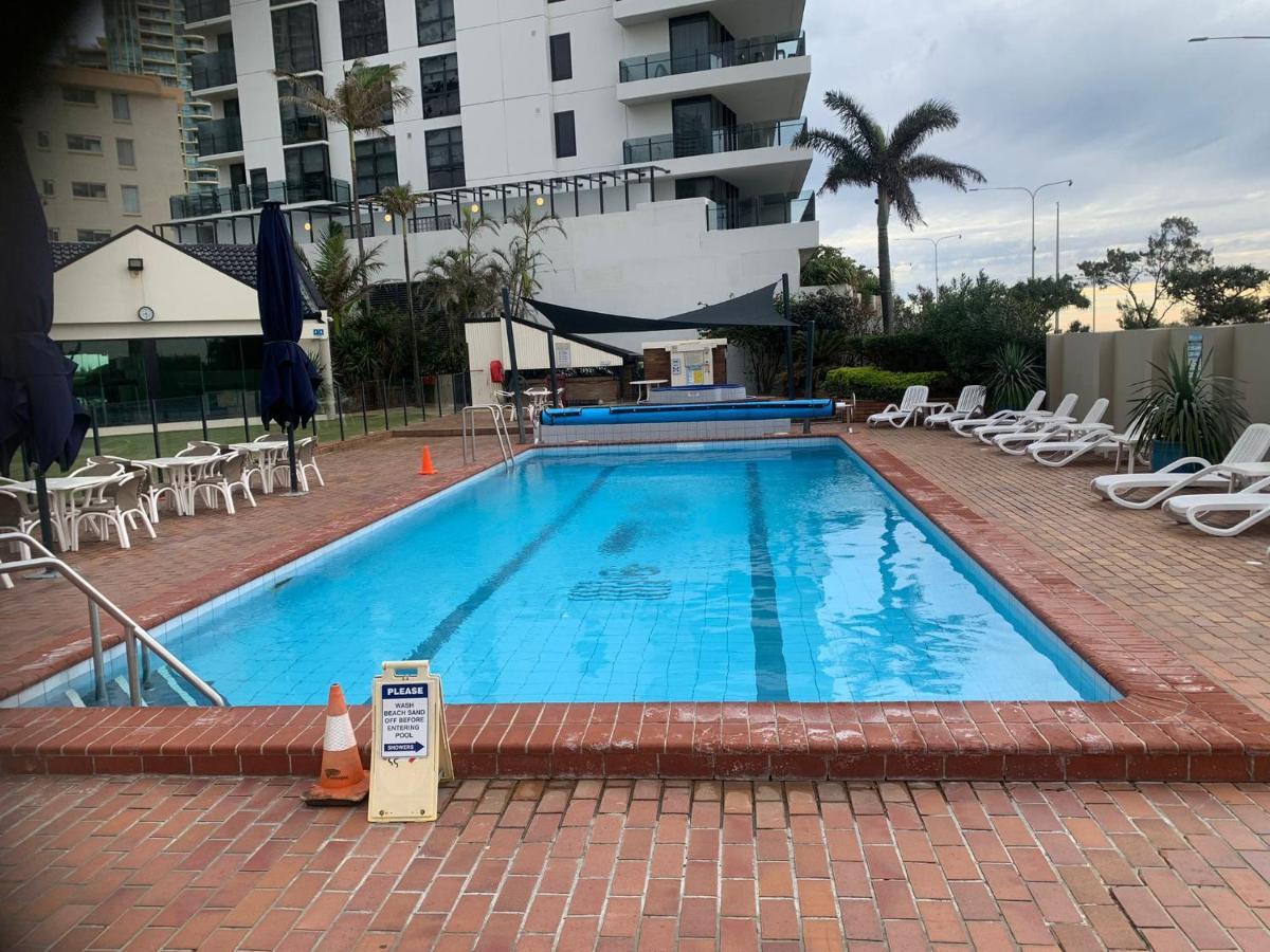 Oceanfront Unique Sleeps 14 Hear Waves And Enjoy Lorikeets On Balcony * Gold Coast
