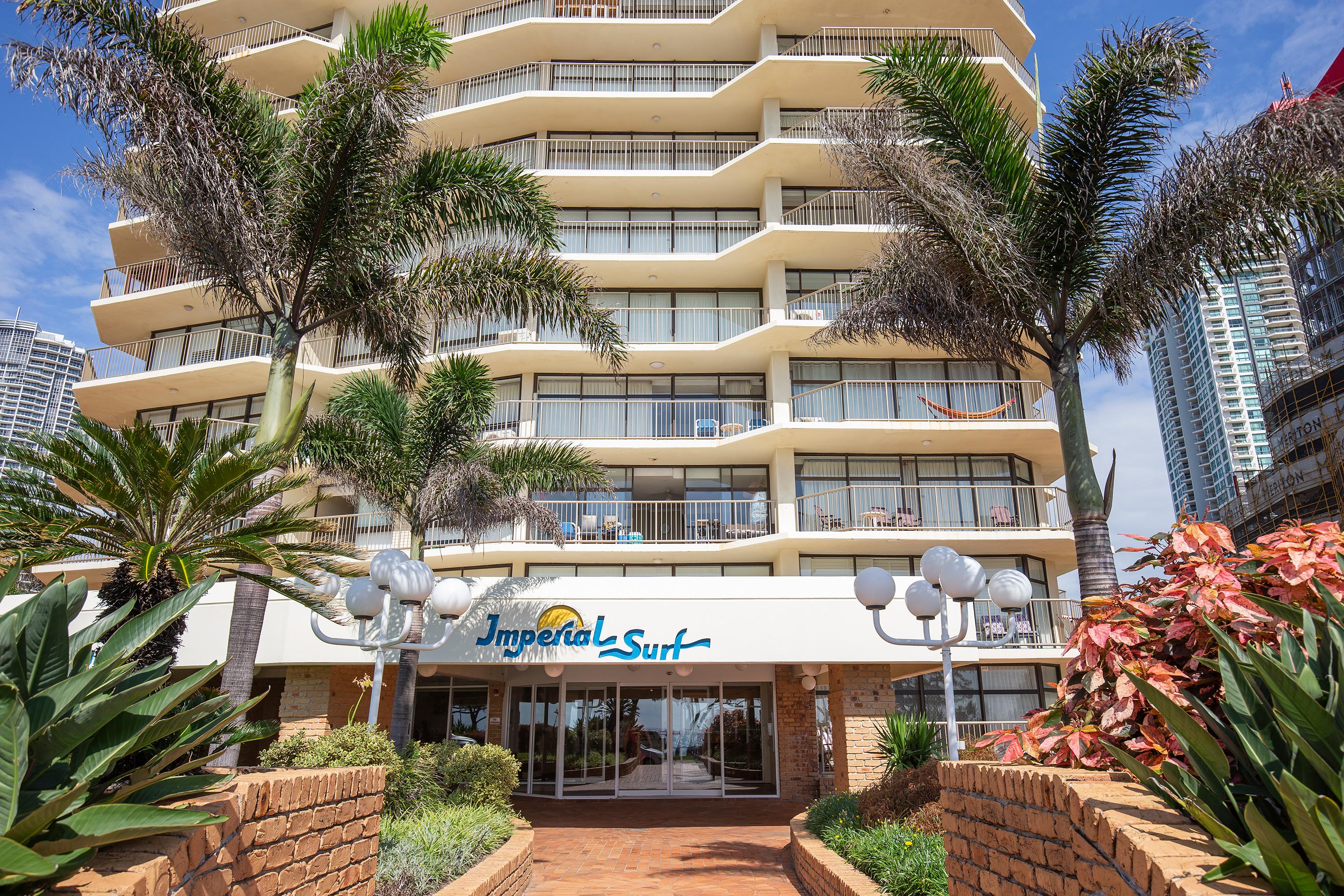 Aparthotel Breakfree Imperial Surf 3*