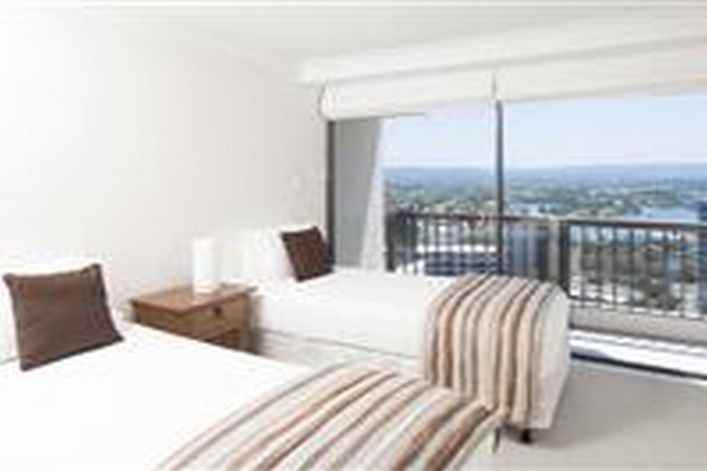 Breakfree Longbeach 3*