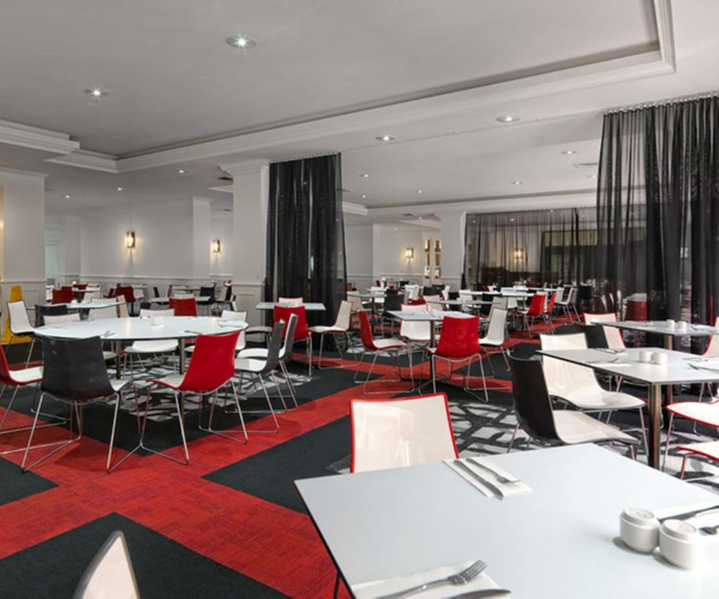 Novotel Surfers Paradise 4*