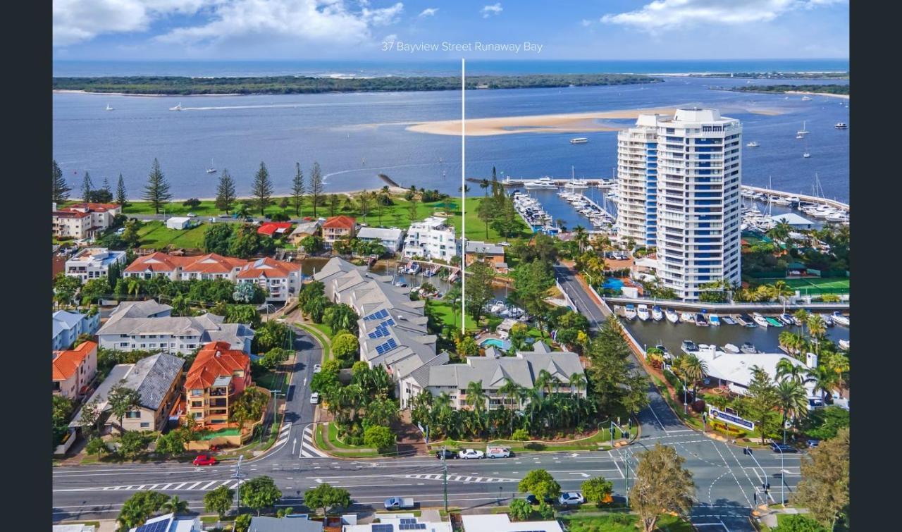Bayview Bay And Marina * Gold Coast