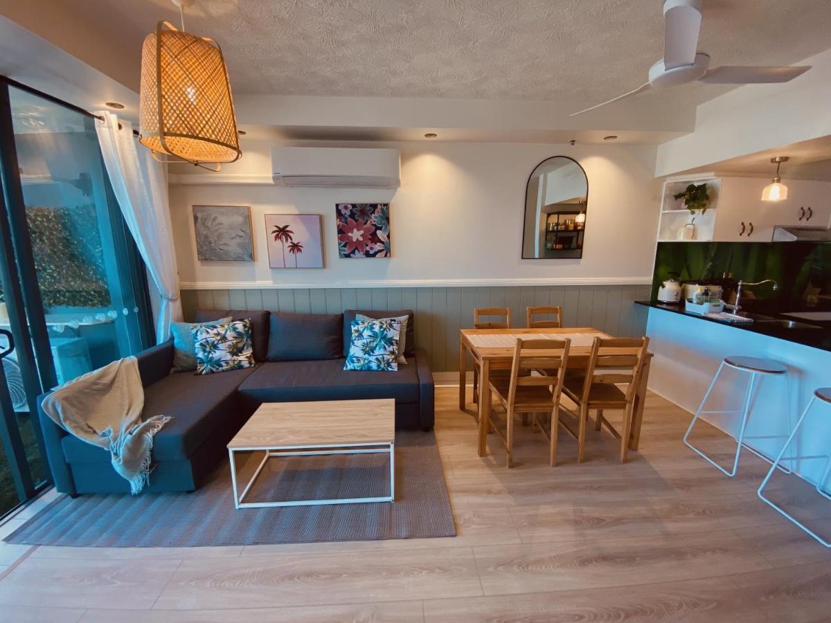 Apartment New Modern Deco' Apartment, With View, Pool, And Sauna *