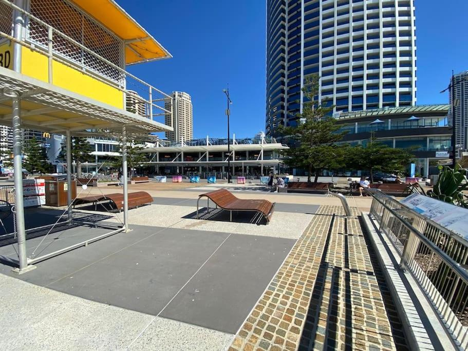 Beachfront Luxury In Soul Surfers Paradise 9th Apartment Gold Coast
