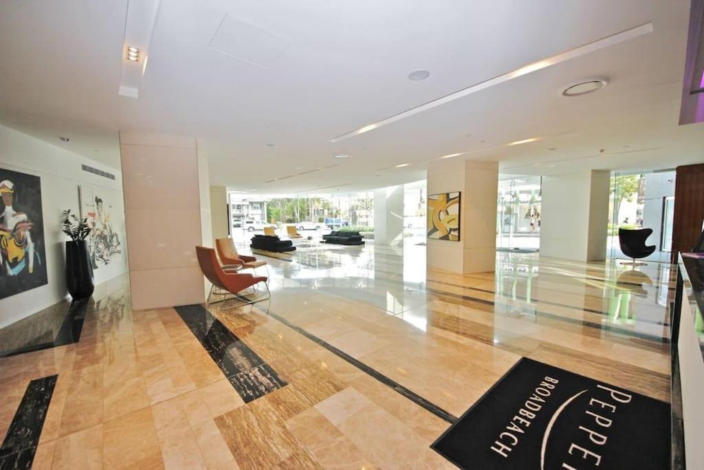Apartment Oracle 2401 *