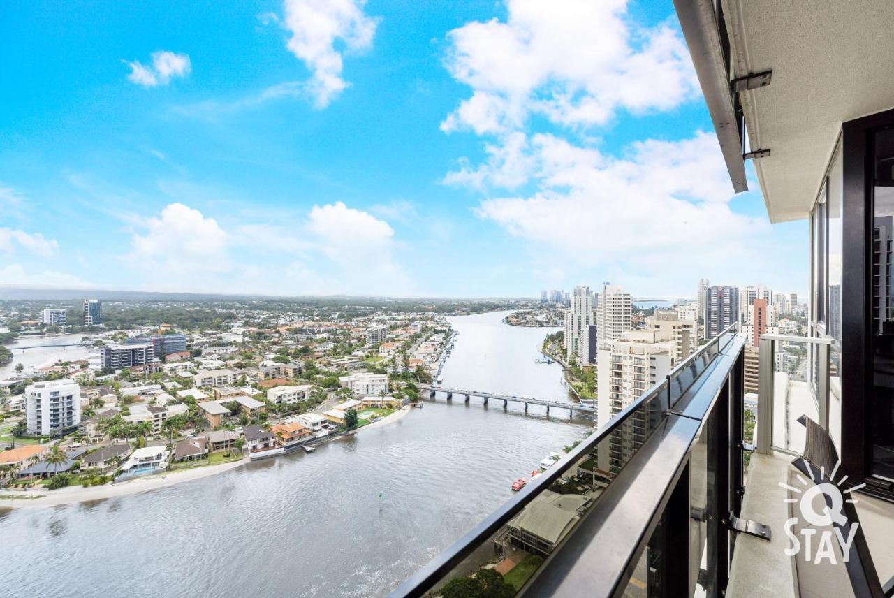 Circle On Cavill - 2 Bedroom Ocean View Units Apartment Gold Coast