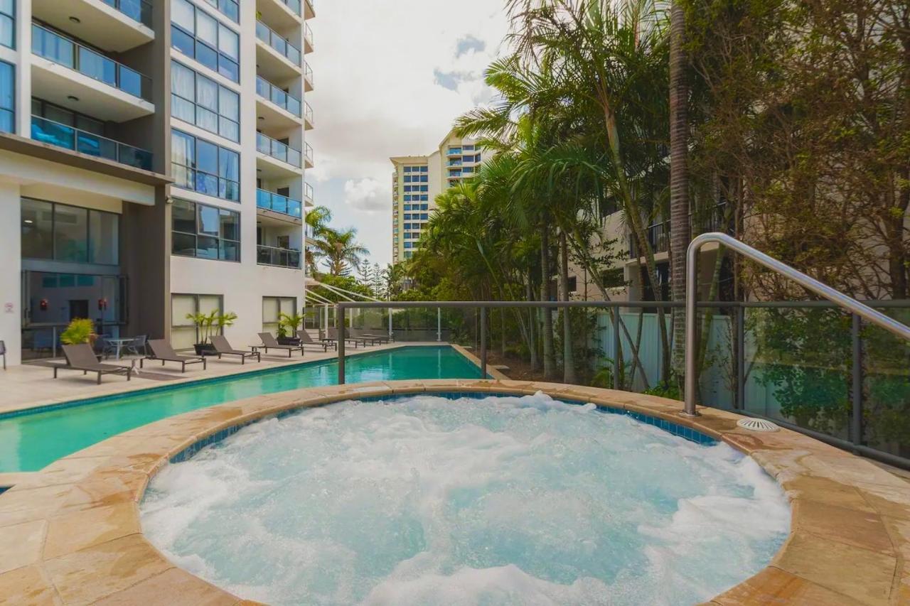 Stylish Apartment, Resort, With View, Pool, , Sauna Apartment *