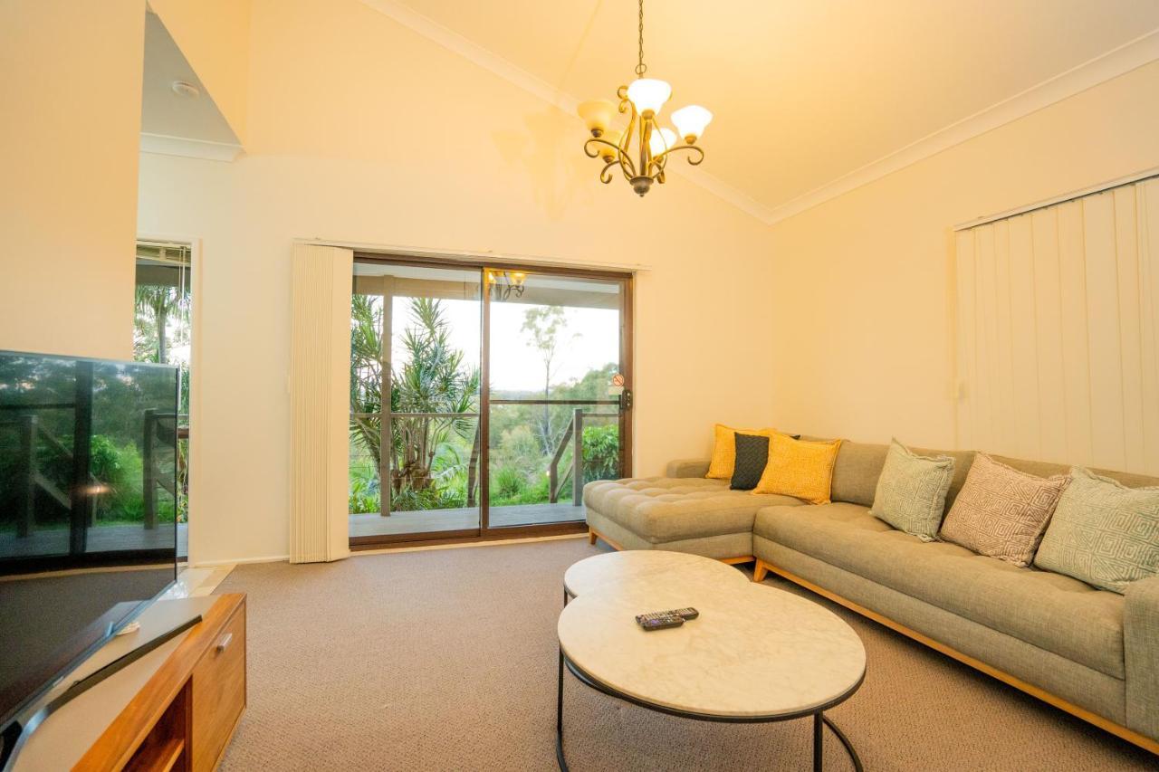 Private Retreat With & Ocean Views Close To Theme Parks Holiday home *