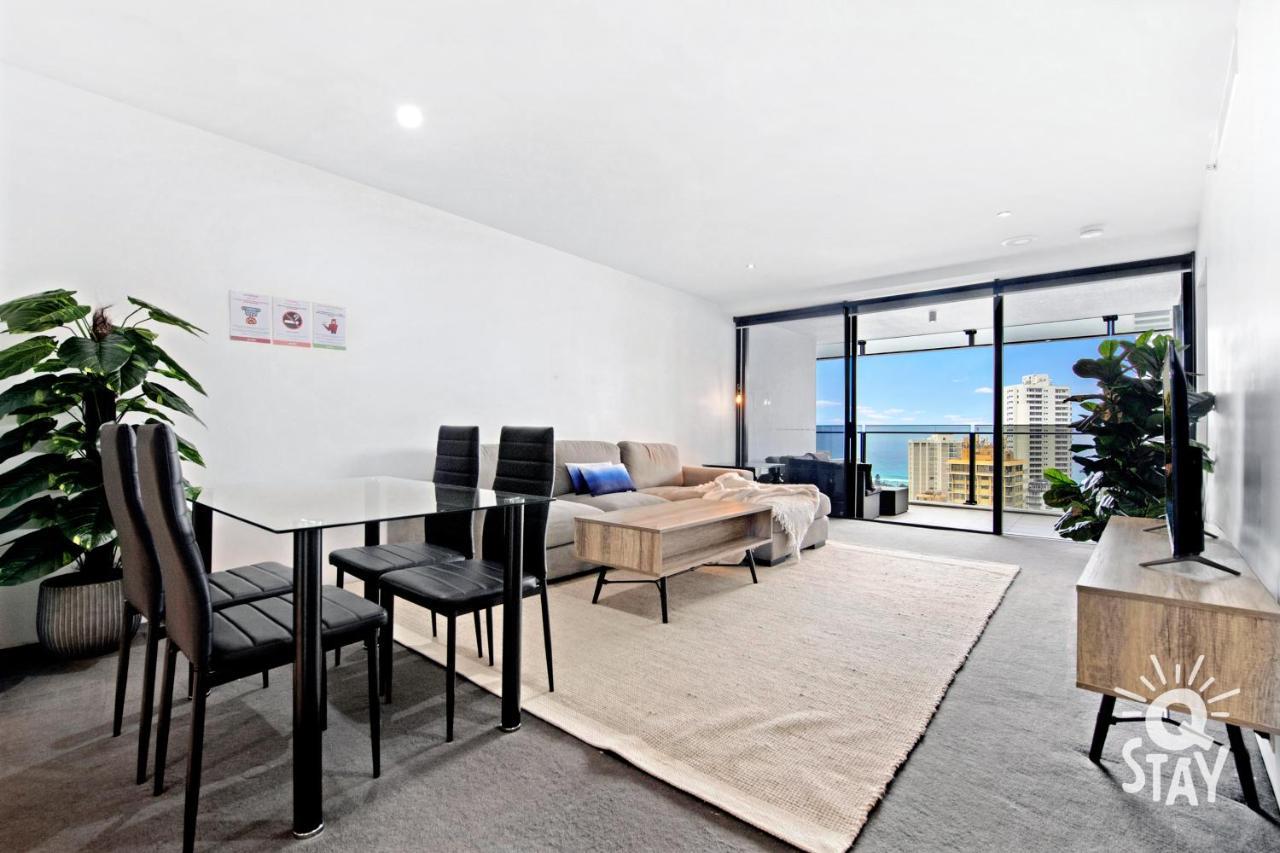 Apartment Circle On Cavill - 2 Bedroom Ocean View Units Gold Coast