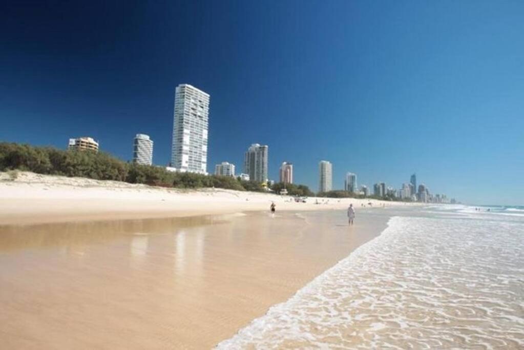 Broadbeach 806 Apartment