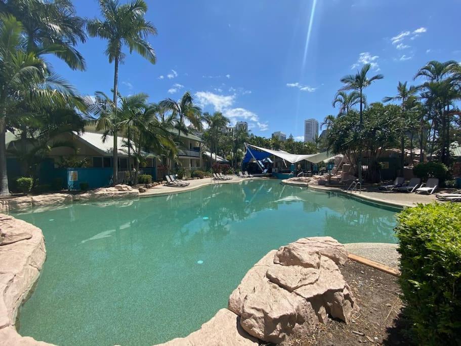 Diamond Resort, Poolside #40 * Gold Coast