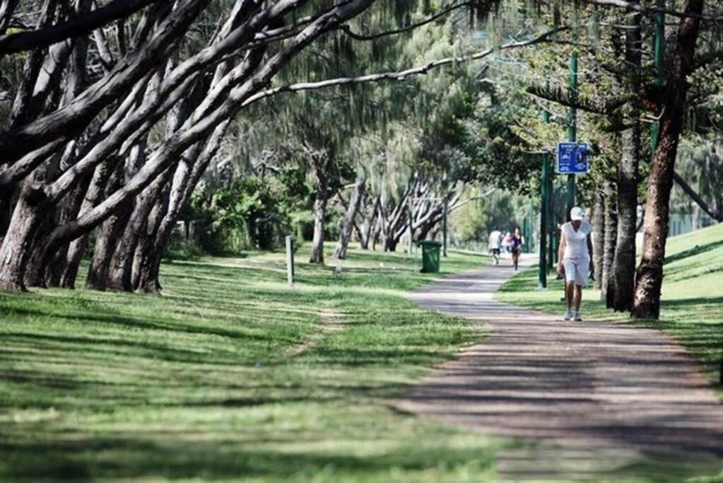 Broadbeach 806 Apartment *