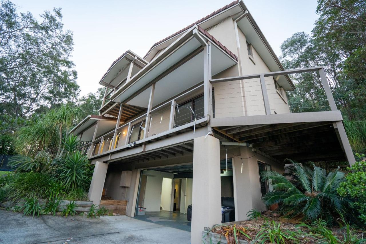 Private Retreat With & Ocean Views Close To Theme Parks Holiday home Gold Coast