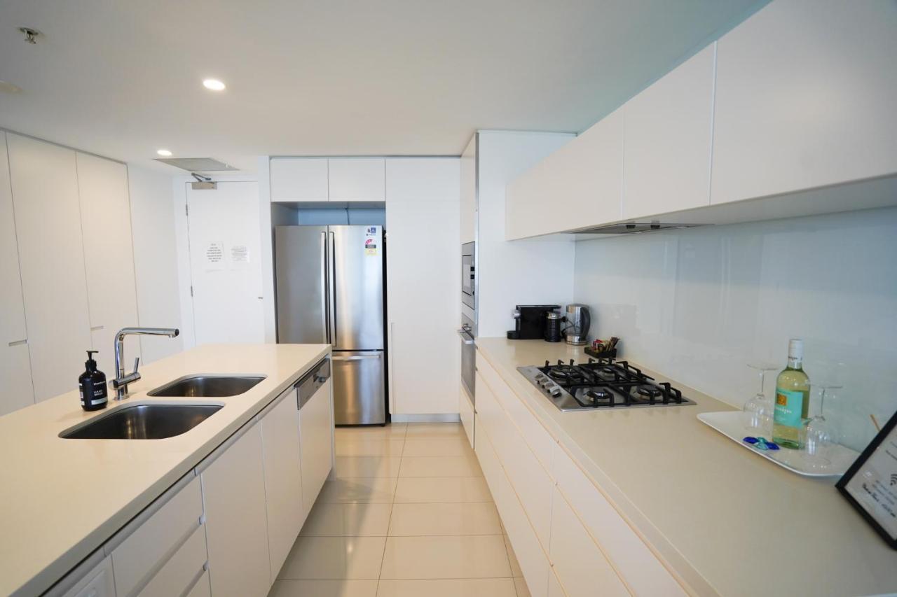 Apartment Oracle Broadbeach With Amazing Ocean Views! *