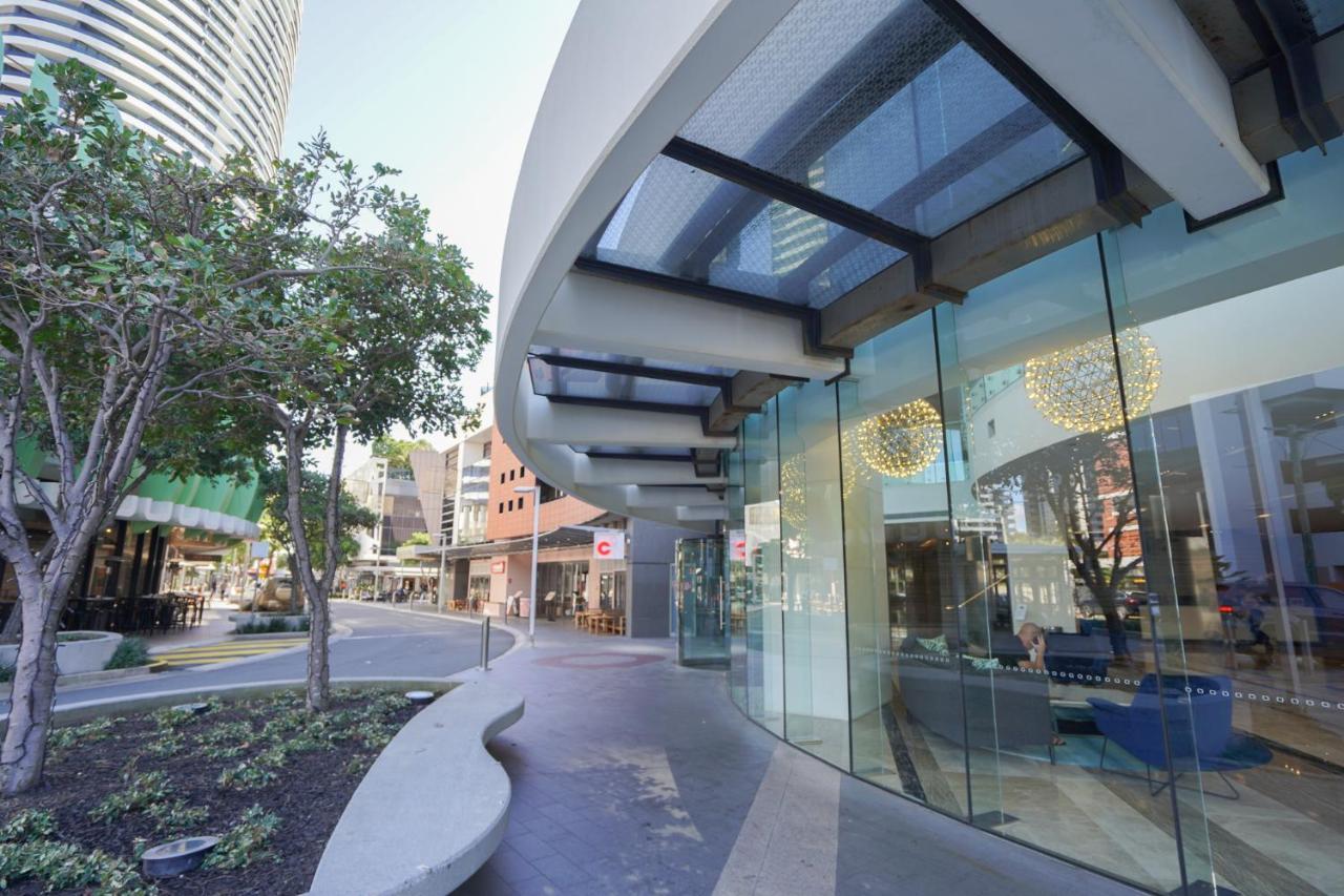 Oracle Broadbeach With Amazing Ocean Views!