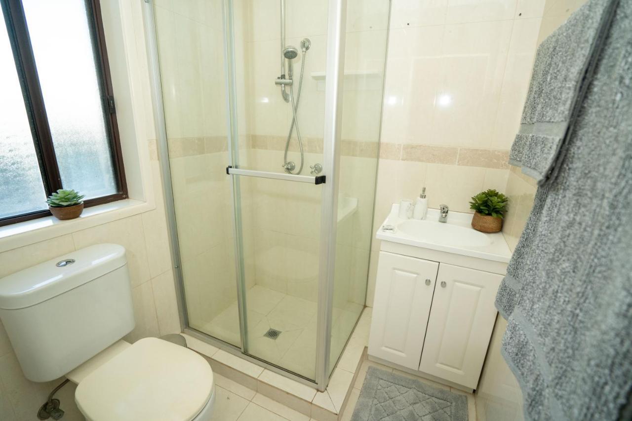 Holiday home Private Retreat With & Ocean Views Close To Theme Parks