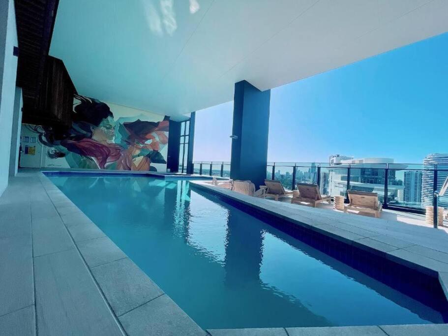 Apartment 22nd Level - New 1 Bedroom Unit In Casino Tower 1 *