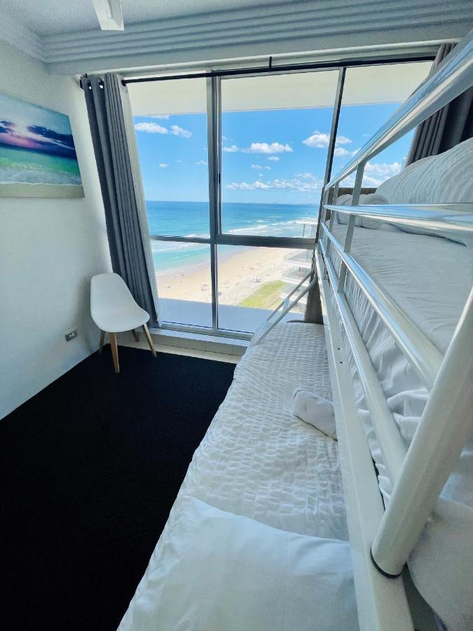 Beachside/ Paradise Views Apartment Gold Coast