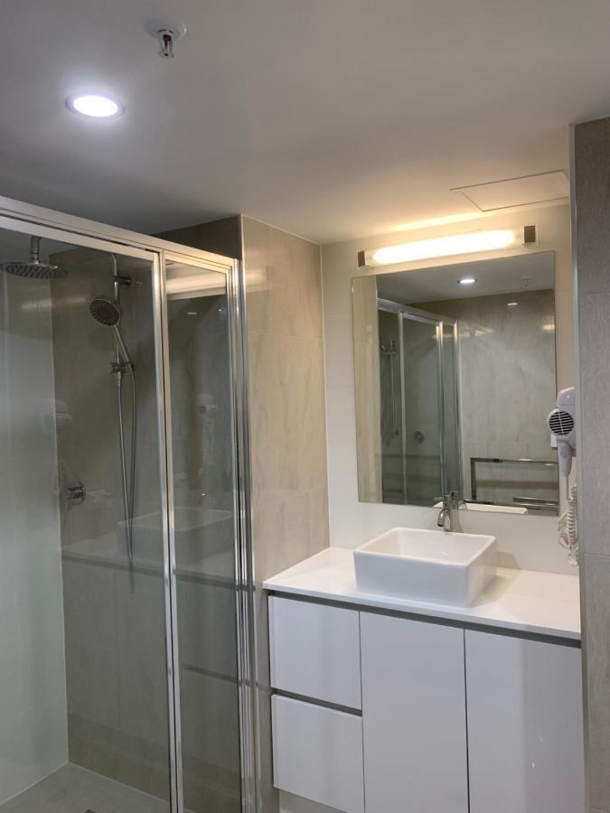 Apartment Stunning 2 Bedroom Ocean View *