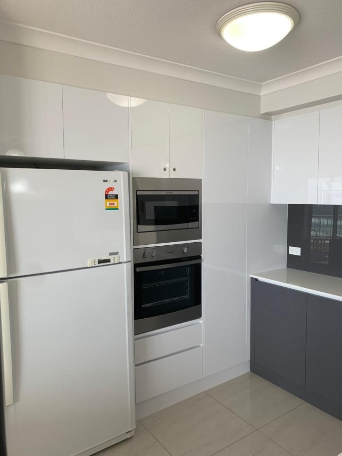 Apartment Stunning 2 Bedroom Ocean View *