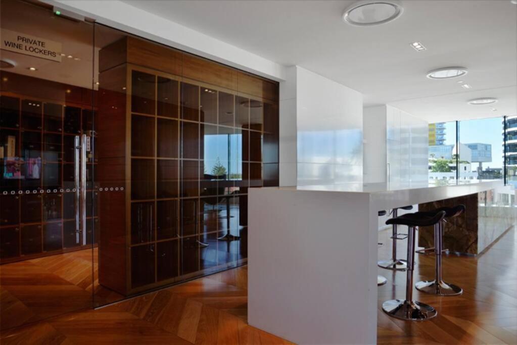 Oracle 1403 Gold Coast