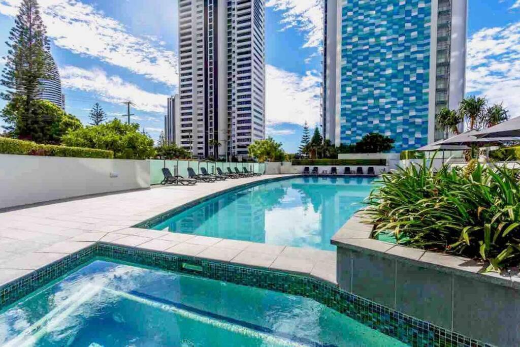 Sea Views Broadbeach * Gold Coast