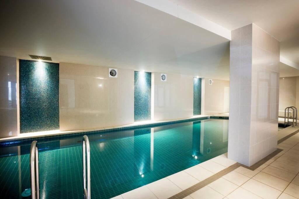 Sea Views Broadbeach * Gold Coast