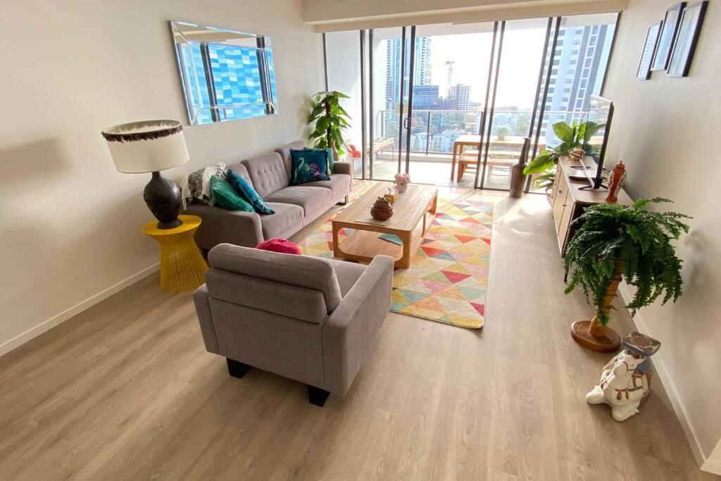 Apartment Sea Views Broadbeach *