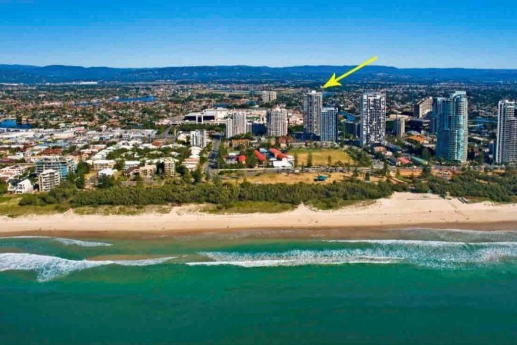 Sea Views Broadbeach *