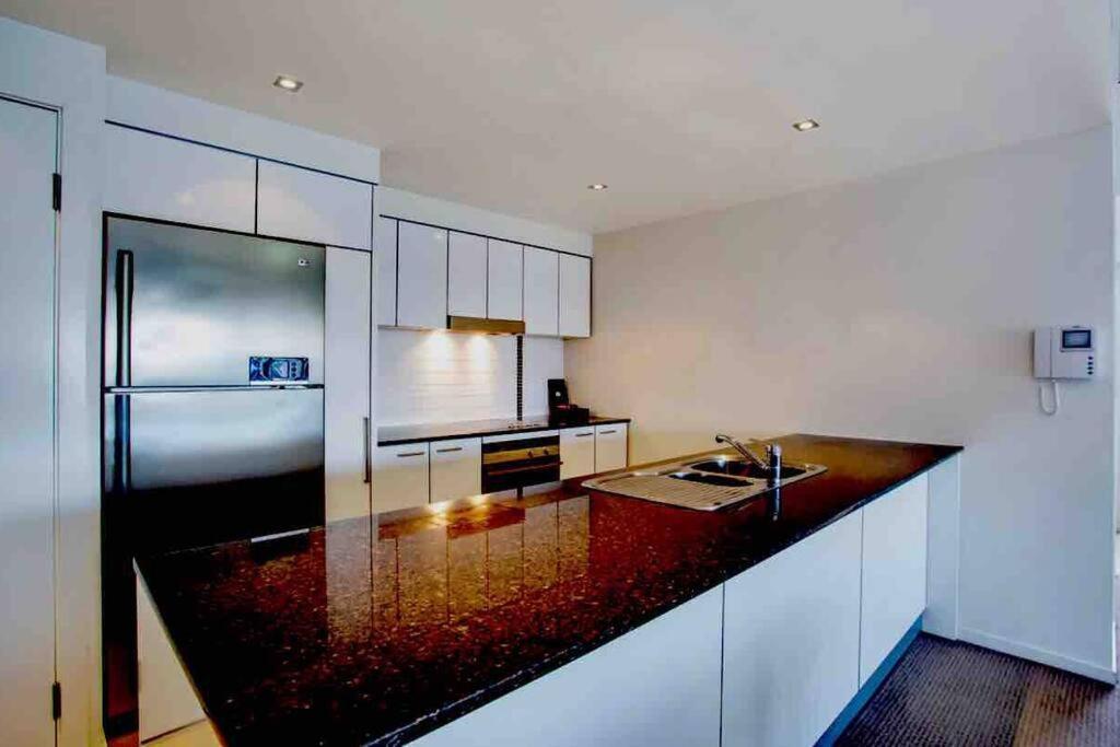 Apartment Sea Views Broadbeach Gold Coast