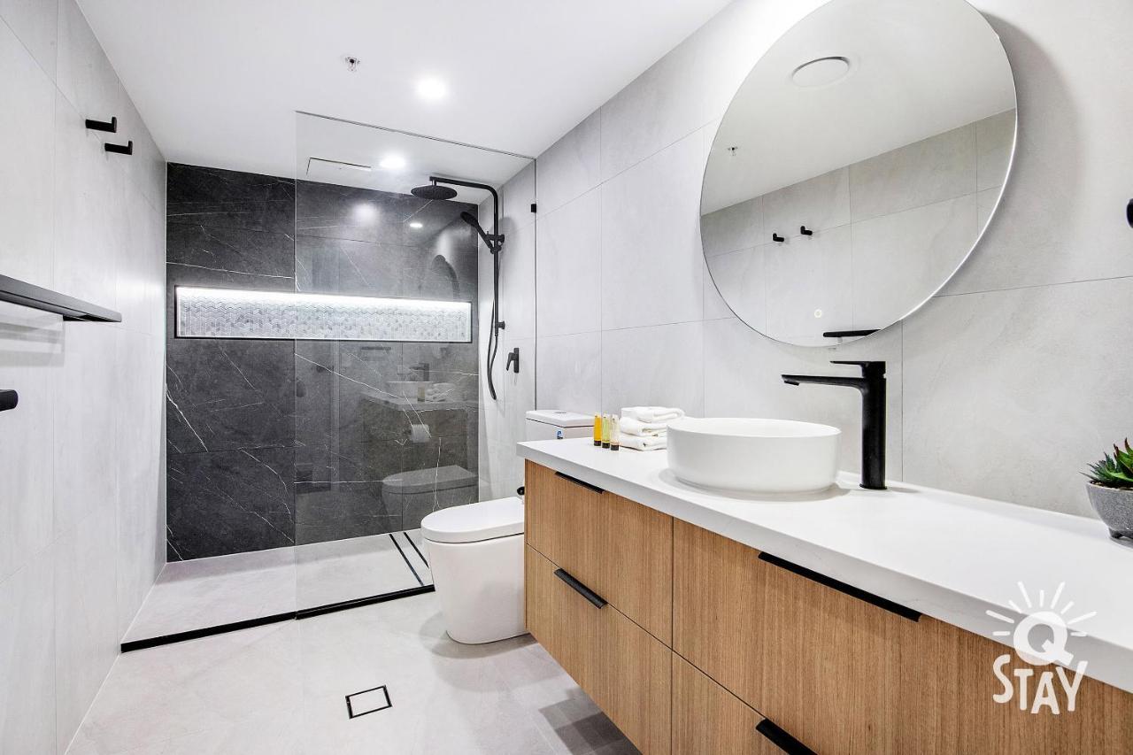Chevron Renaissance 3 Bedroom Executive Sub Penthouse In Surfers Paradise - Q Apartment