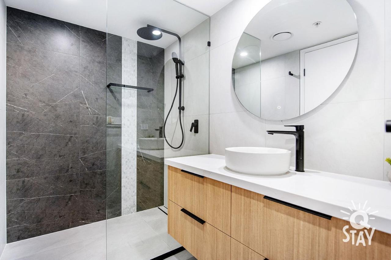 Apartment Chevron Renaissance 3 Bedroom Executive Sub Penthouse In Surfers Paradise - Q