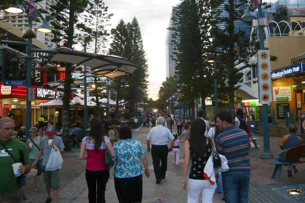 Close To Everything! Beautiful Studio's, Sleeps 4 * Gold Coast