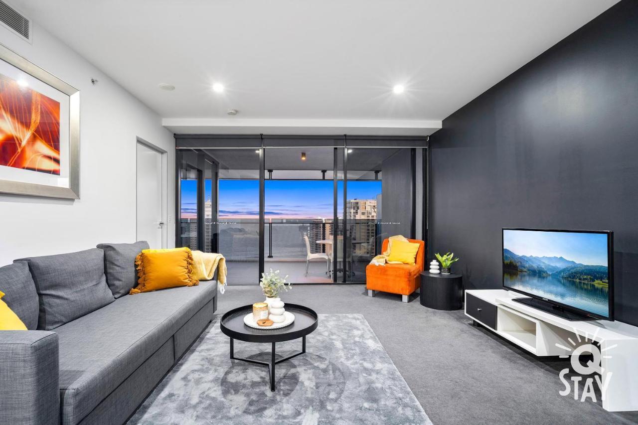 Apartment Circle On Cavill Surfers Paradise Mid Week Madness Deal - Q Gold Coast