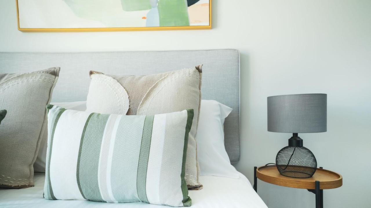Vue Broadbeach - Official Resort