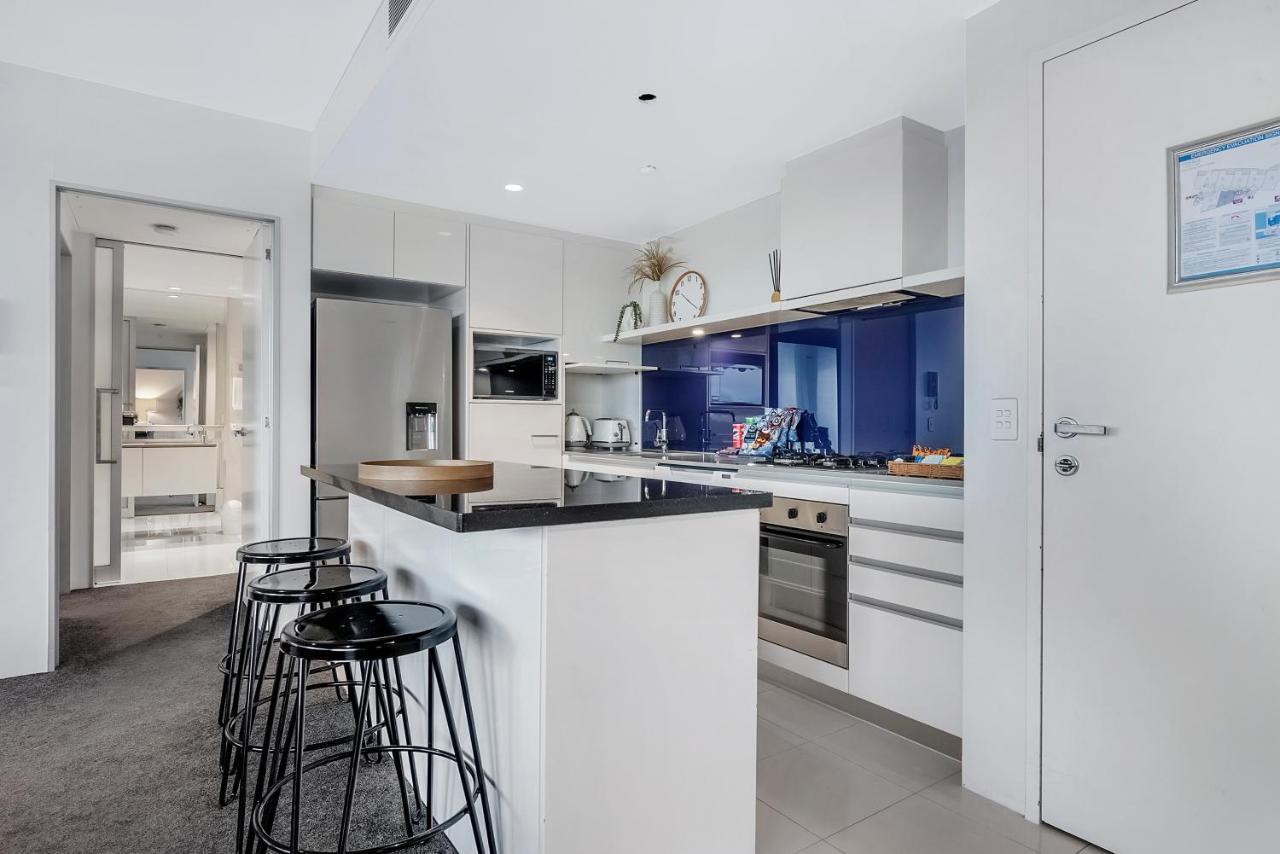 Circle On Cavill Skyhigh Hinterland Retreat Apartment Gold Coast