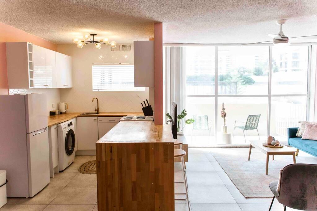 Apartment Paradise 31 - Pink Oasis In The Heart Of The Gc
