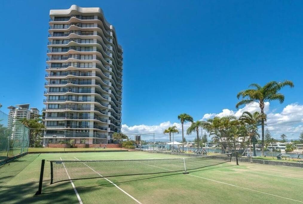 Absolute Riverfront 2br Apt, Views From Every Apartamento Gold Coast